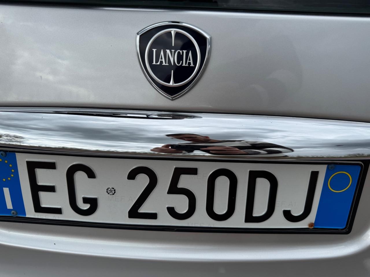 Lancia Ypsilon 1.2 69 CV Argento