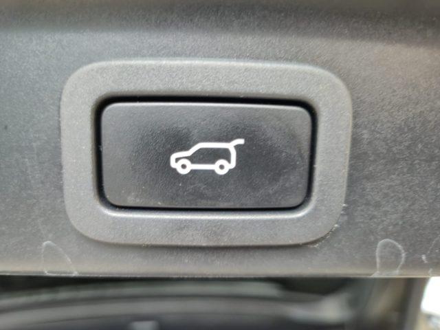 JAGUAR F-Pace 2.0 D 204 CV AWD aut. R-Dynamic SE