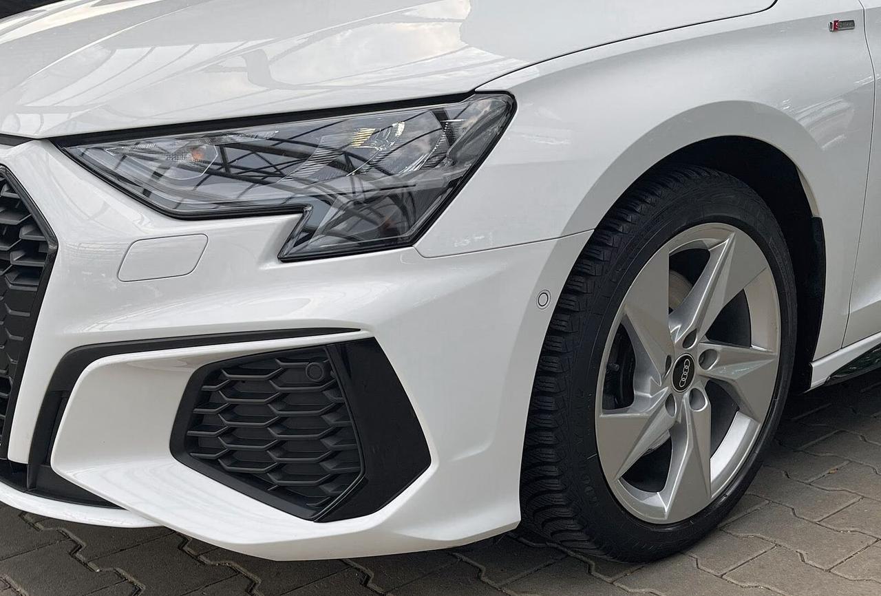 Audi A3 SPB 30 TFSI S line edition