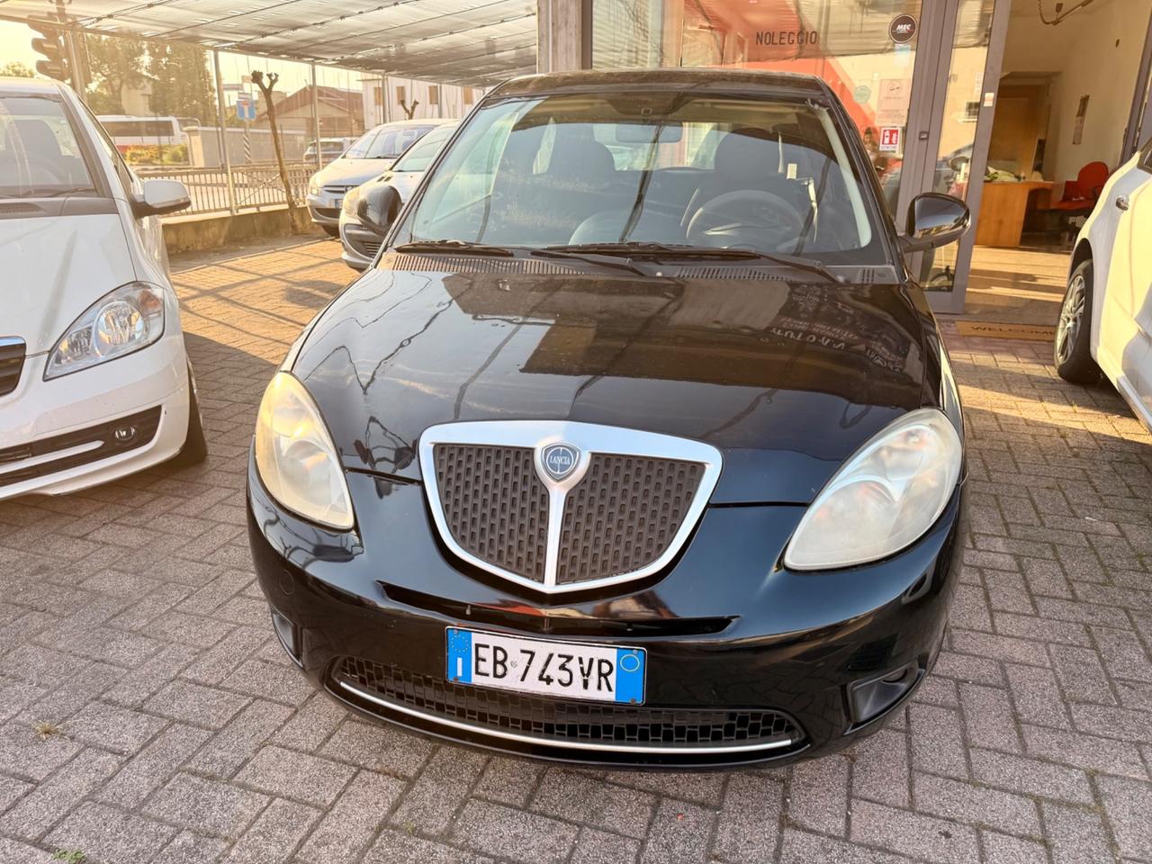 Lancia Ypsilon 1.2 Versus