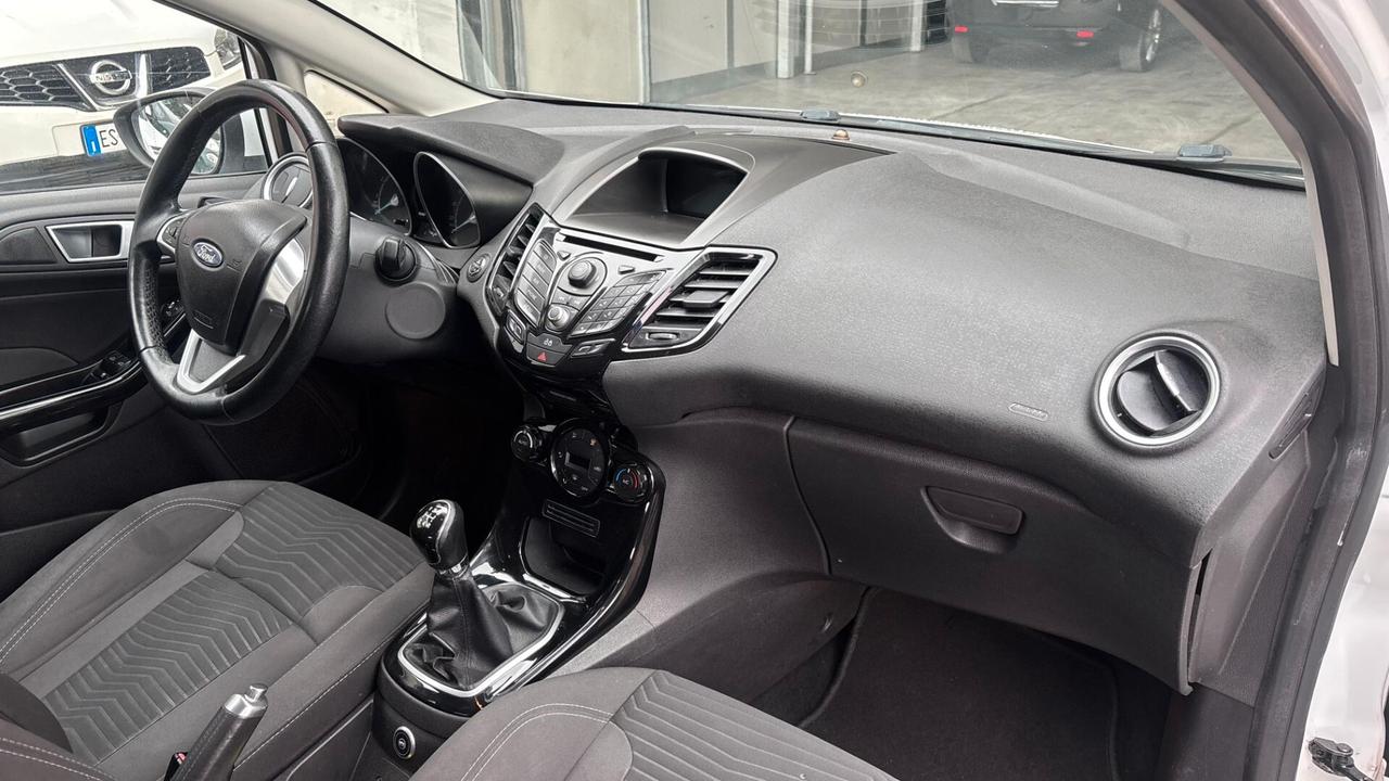 Ford Fiesta Ikon 1.4 5 porte Bz.- GPL