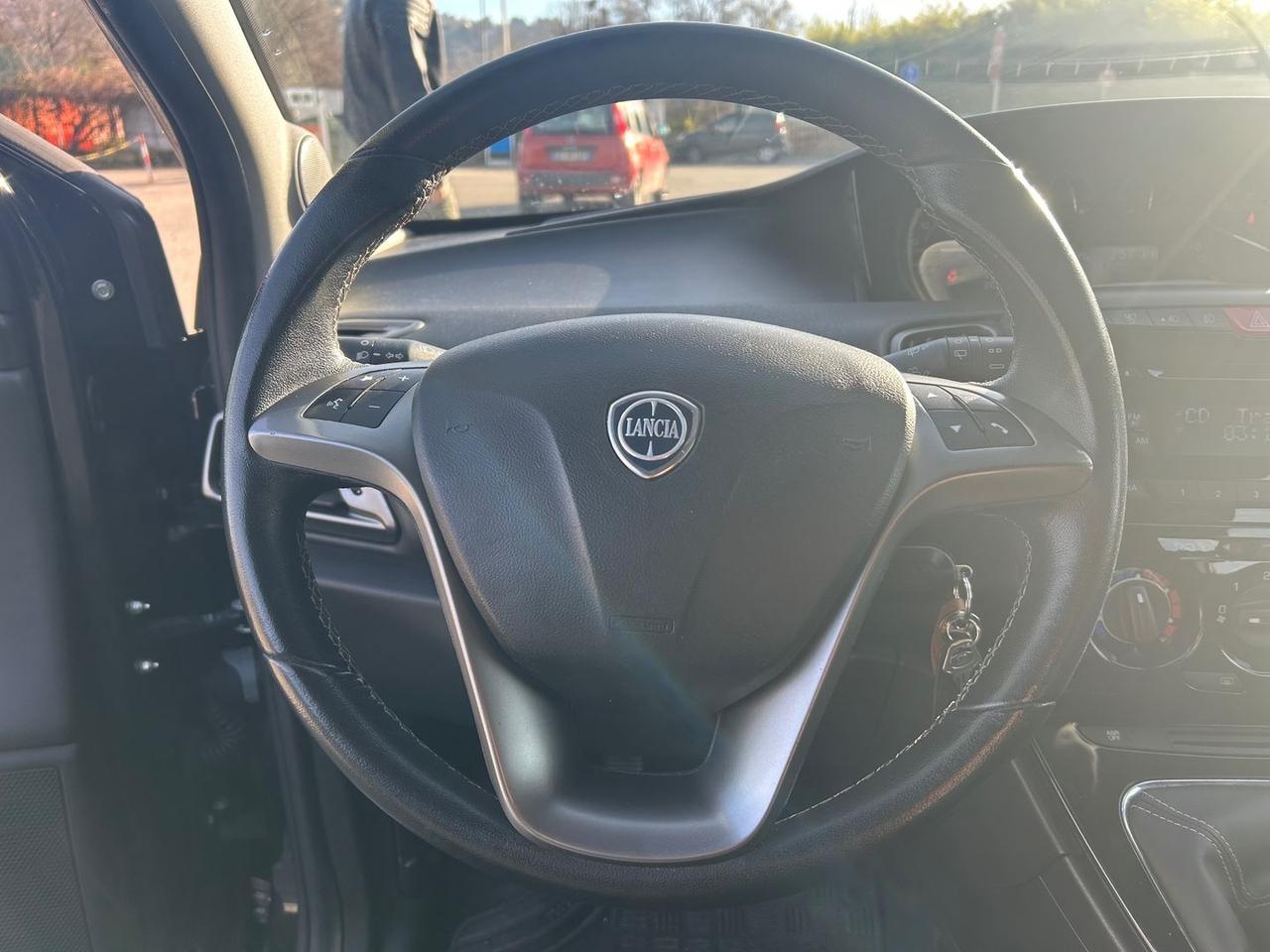 Lancia Ypsilon S MomoDesign 1.2 #9306