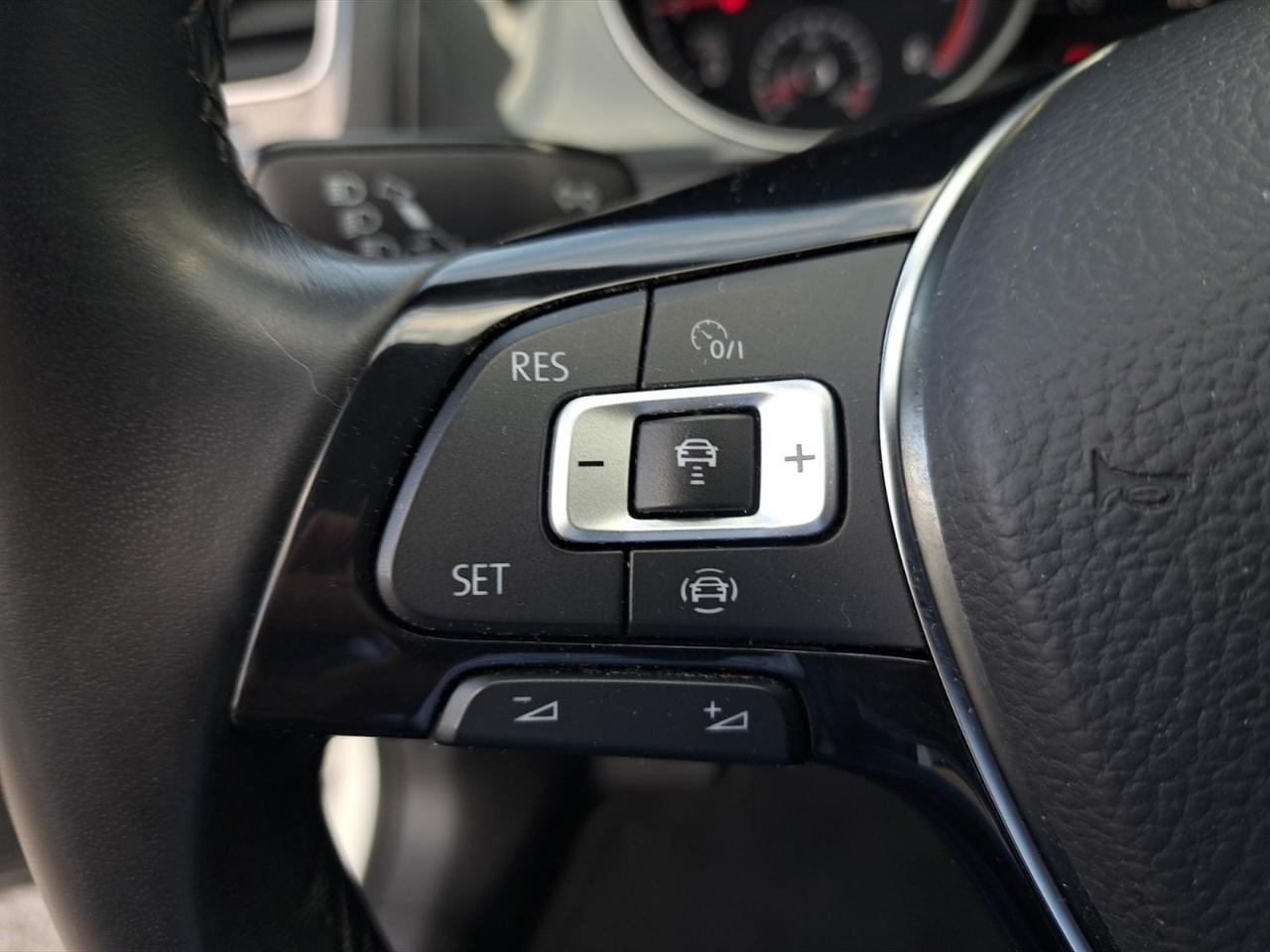 Volkswagen Golf variant 1.0 tsi business 115cv
