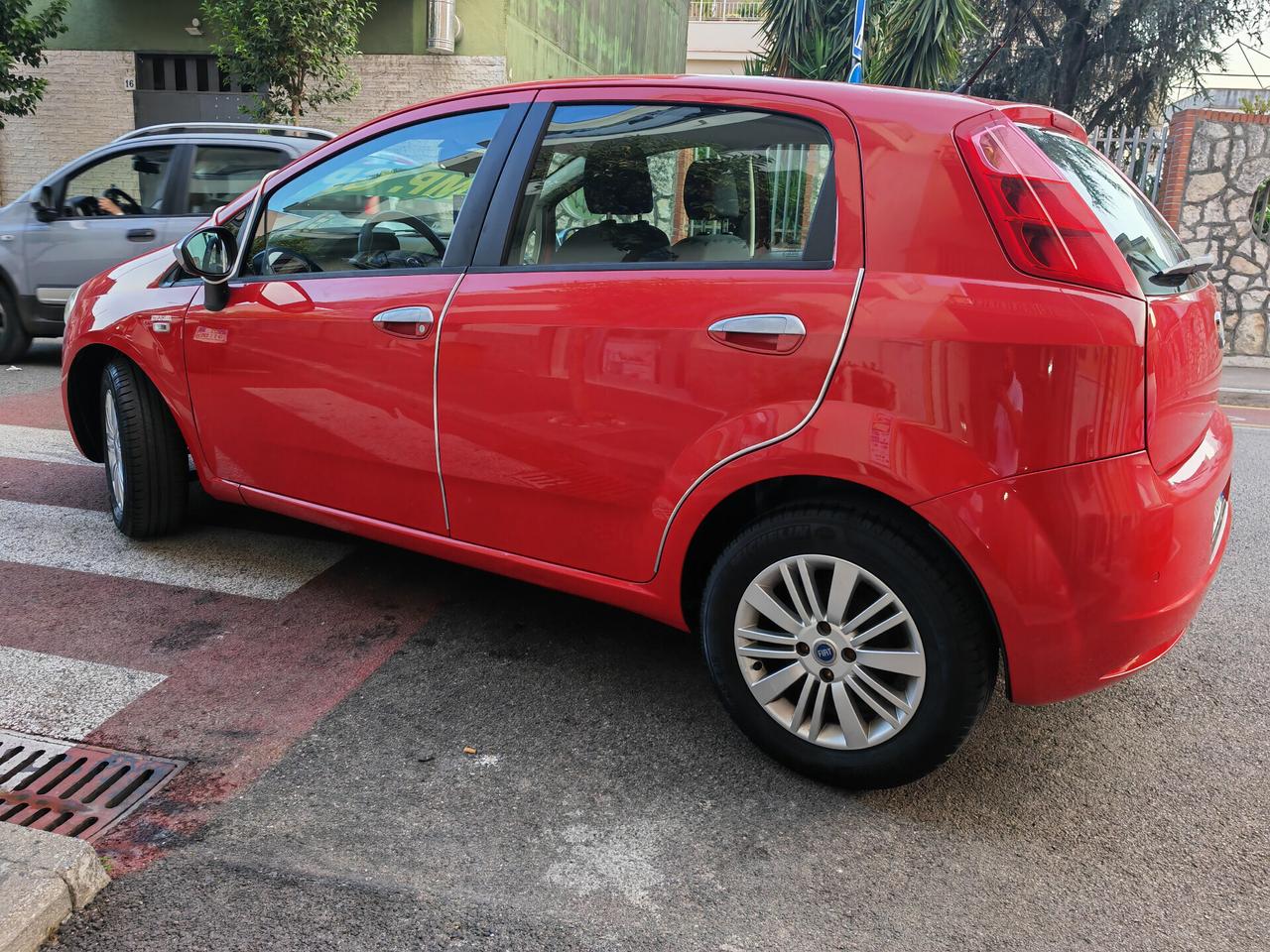 FIAT GRANDE PUNTO 1.4 BENZINA GPL CV77 KW57 FULL