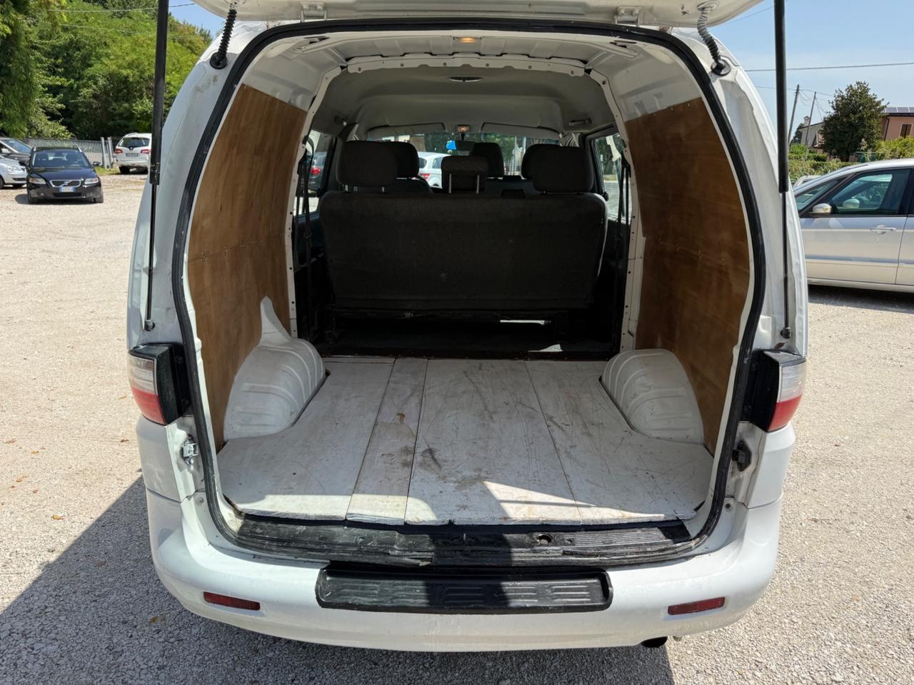 Hyundai H-1 2.5 CRDI PL 6 posti Van Style