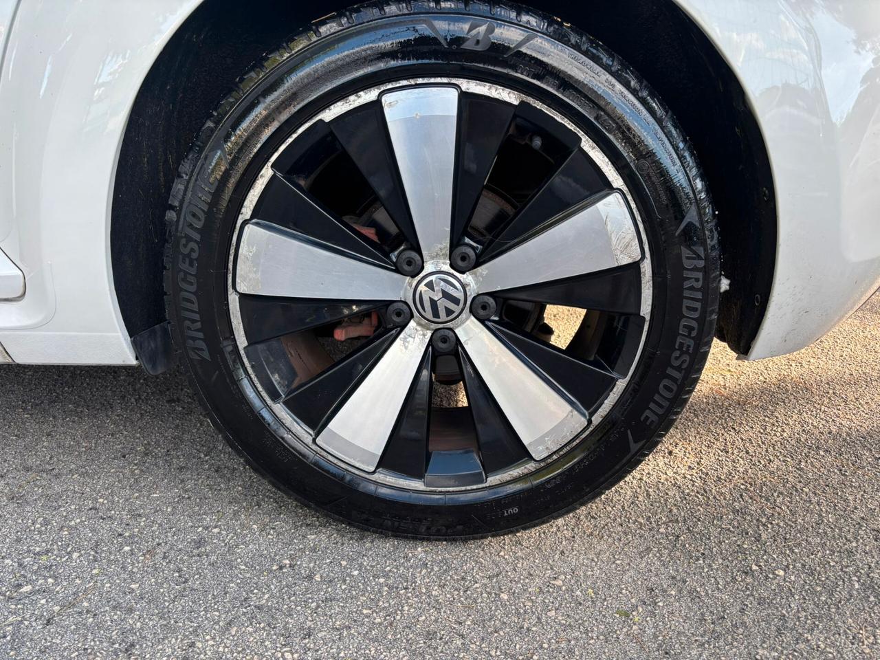 VOLKSWAGWEN MAGGIOLINO 1.6 TDi Design - 2012
