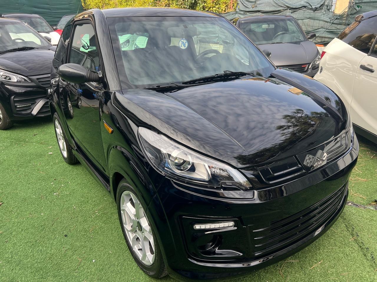 Ligier js 50 dci black full 2023 15000 km full