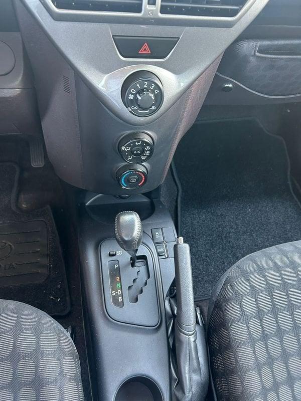 Toyota iQ iQ 1.0 CVT Sol