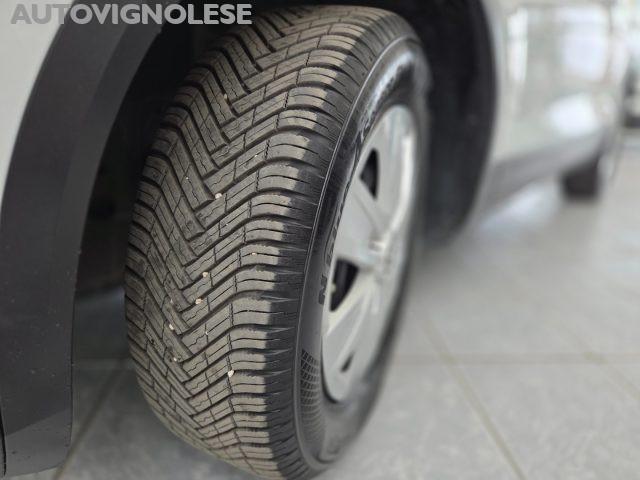 VOLKSWAGEN T-Roc 1.0 TSI Sed risc- app connect-fari led -park assis