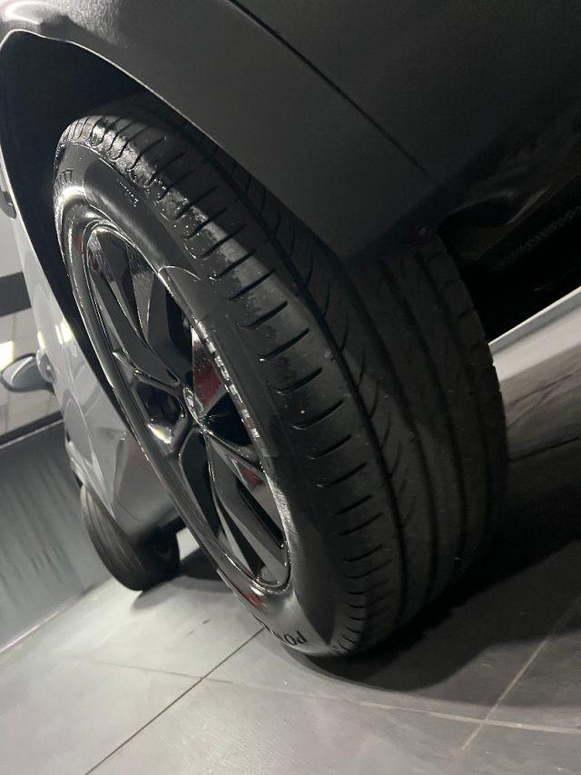 RENAULT Captur Blue dCi 115 CV EDC