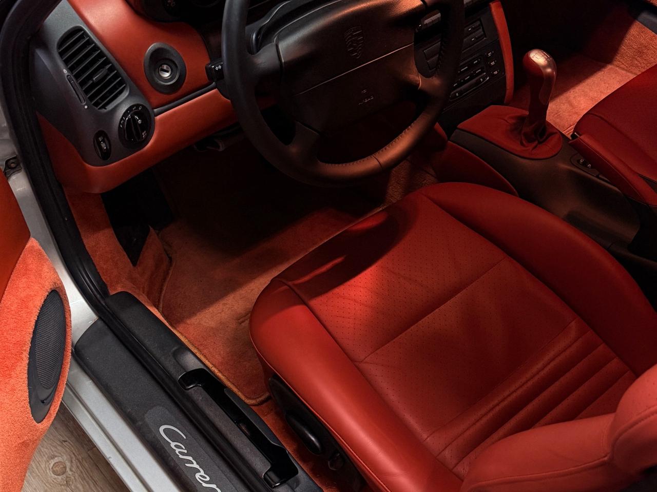 ESEMPLARE UNICO DI PORSCHE 996, IMMATRICOLATO NEL 1998 ISCRITTA ASI CON CRS A LIBRETTO.