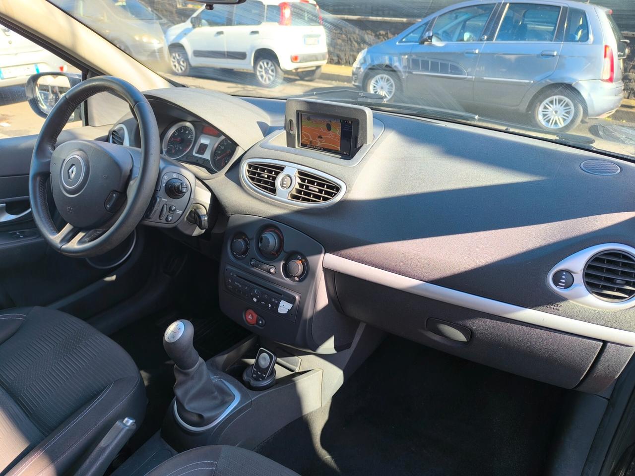 Renault Clio 1.2 16V 5 porte Luxe