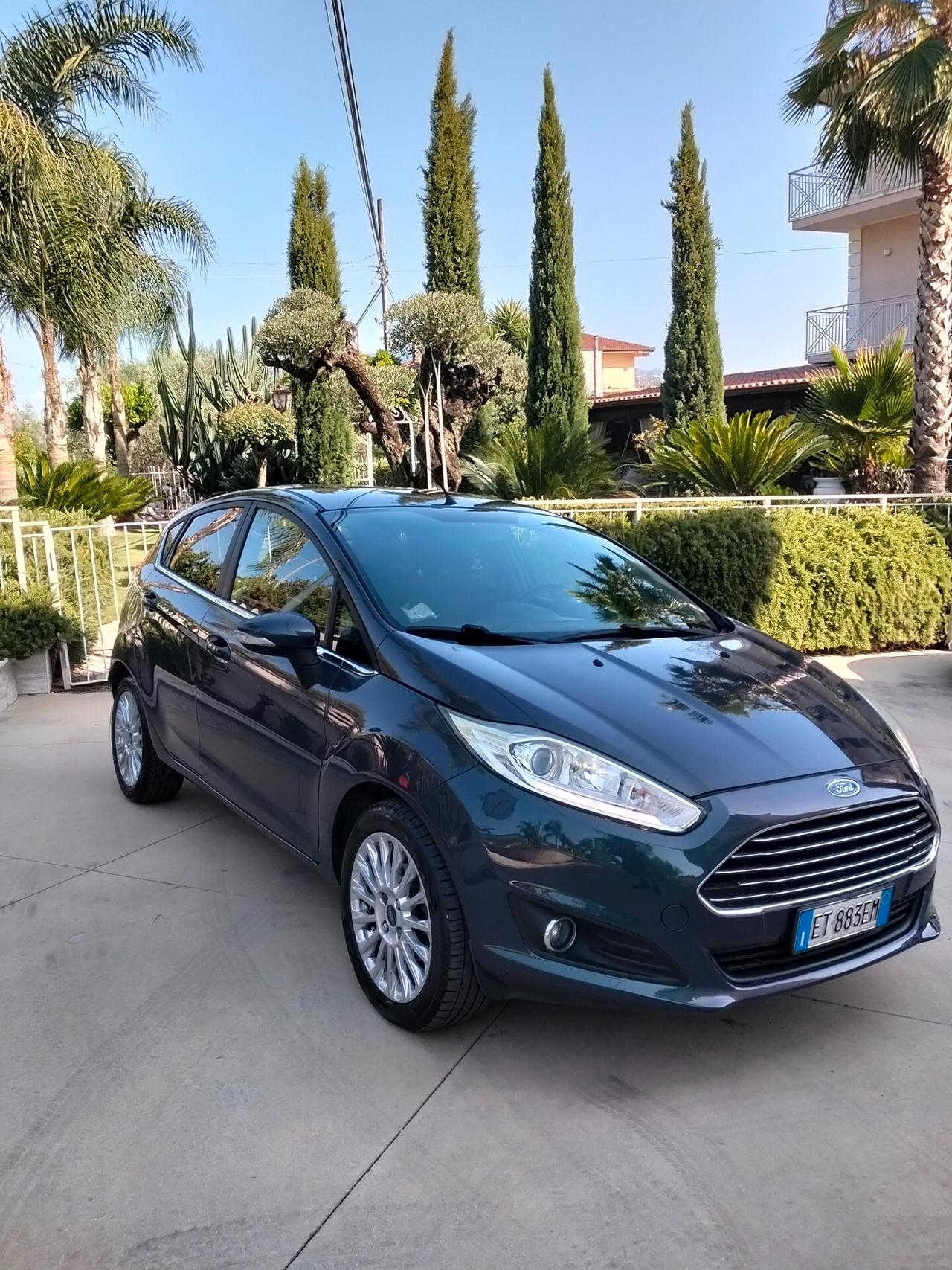 Ford Fiesta 1.5 TDCi 75CV 5 porte Titanium