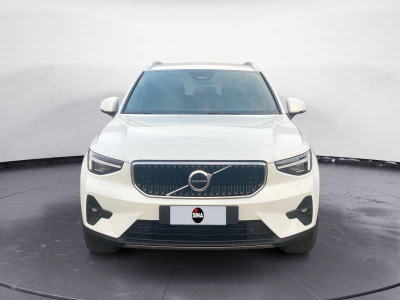 VOLVO XC40 2.0 b3 Core AuTo