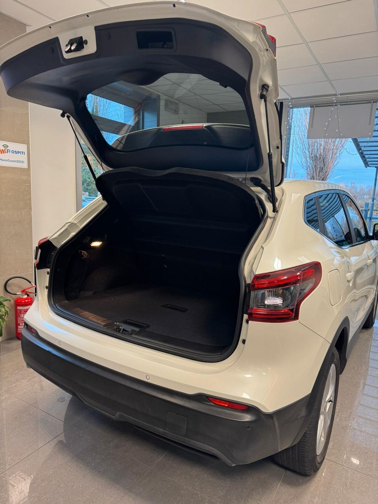 Nissan Qashqai 1.5 dCi N-Connecta