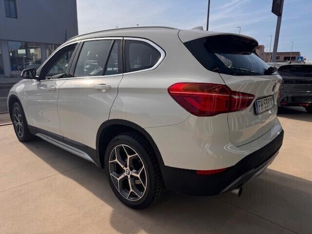 Bmw X1 sDrive18d xLine autom- 2017