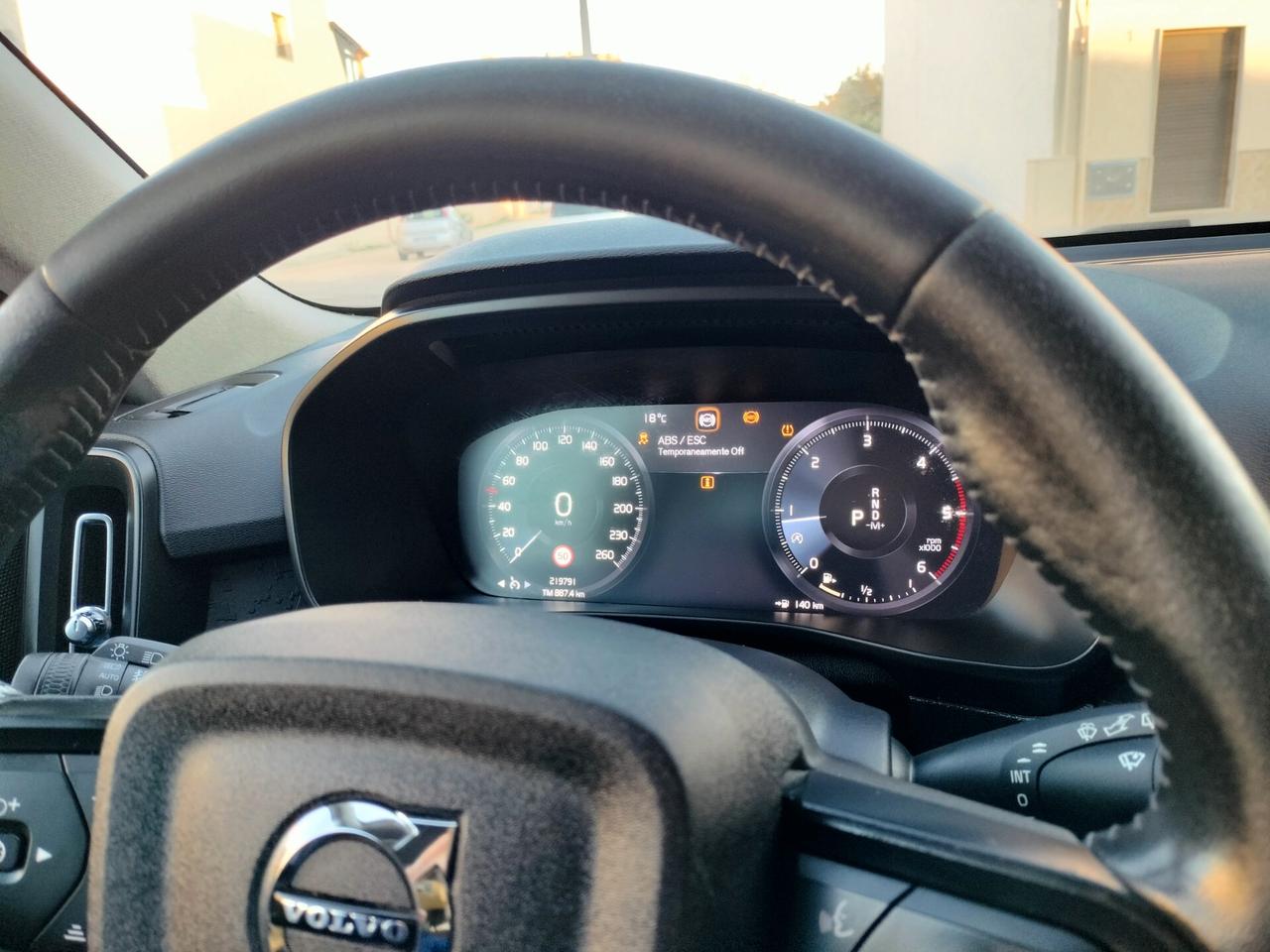 Volvo XC40 D3 AWD Geartronic Momentum