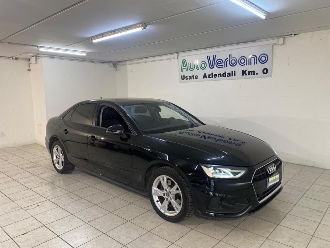 Audi A4 40 TDI quattro S tronic Business