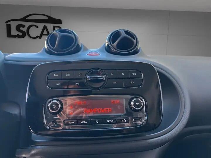 Smart ForTwo EQ Passion~UniPro~Promo Finanziamento