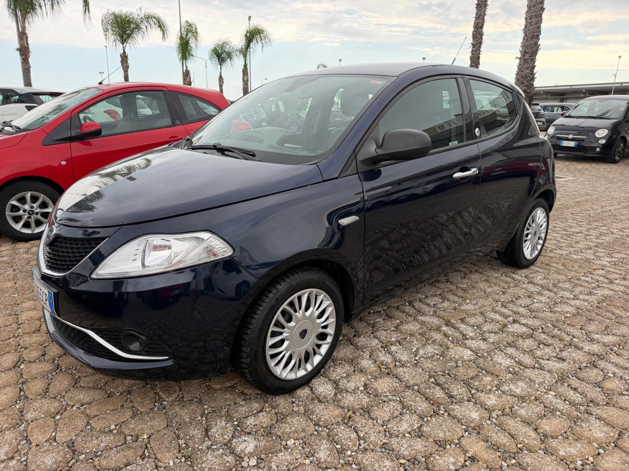 Lancia Ypsilon 1.2 69 CV 5 porte GPL Ecochic Gold