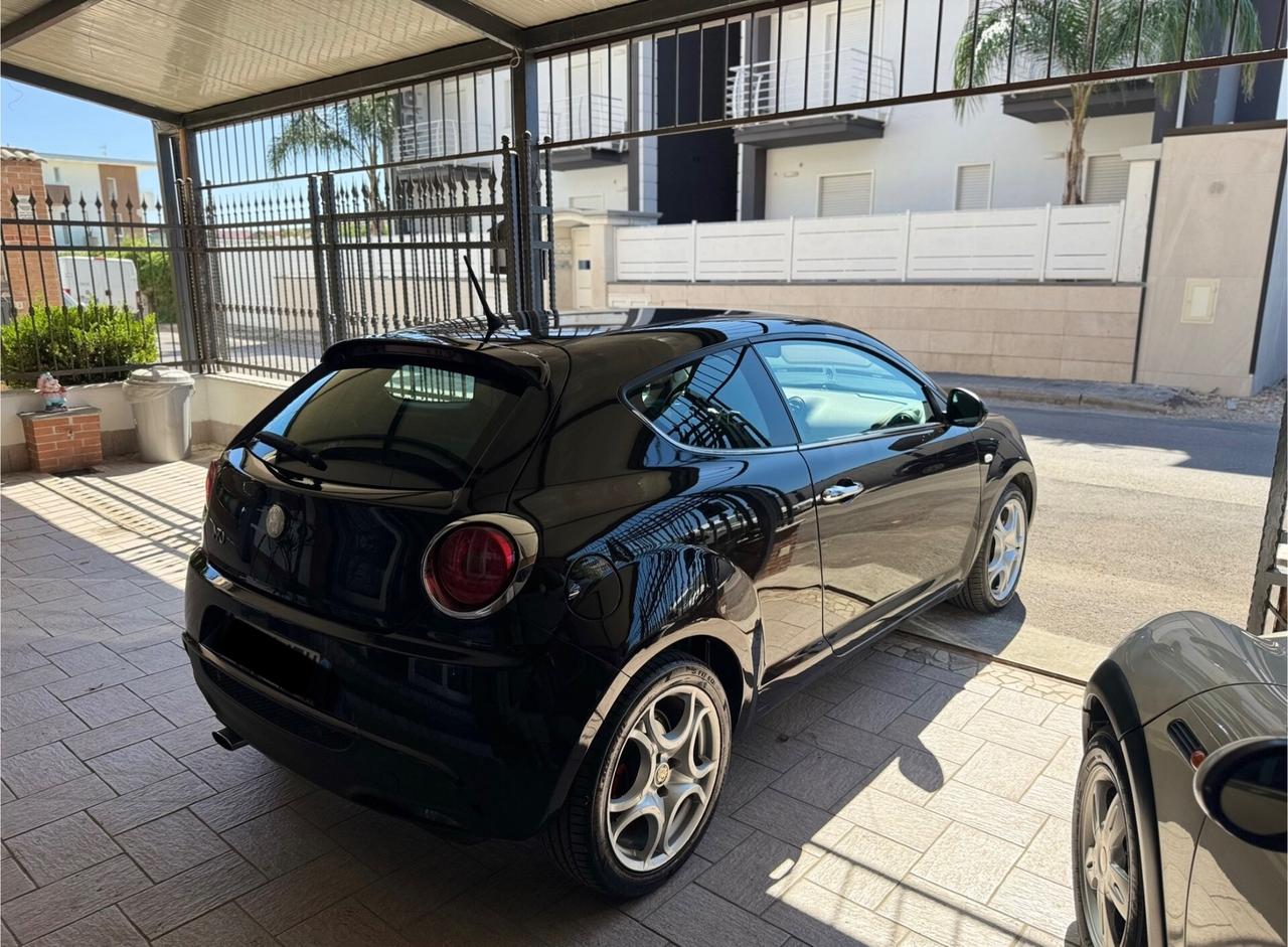 Alfa Romeo MiTo 1.6 JTDm 16V Distinctive Sport Pack