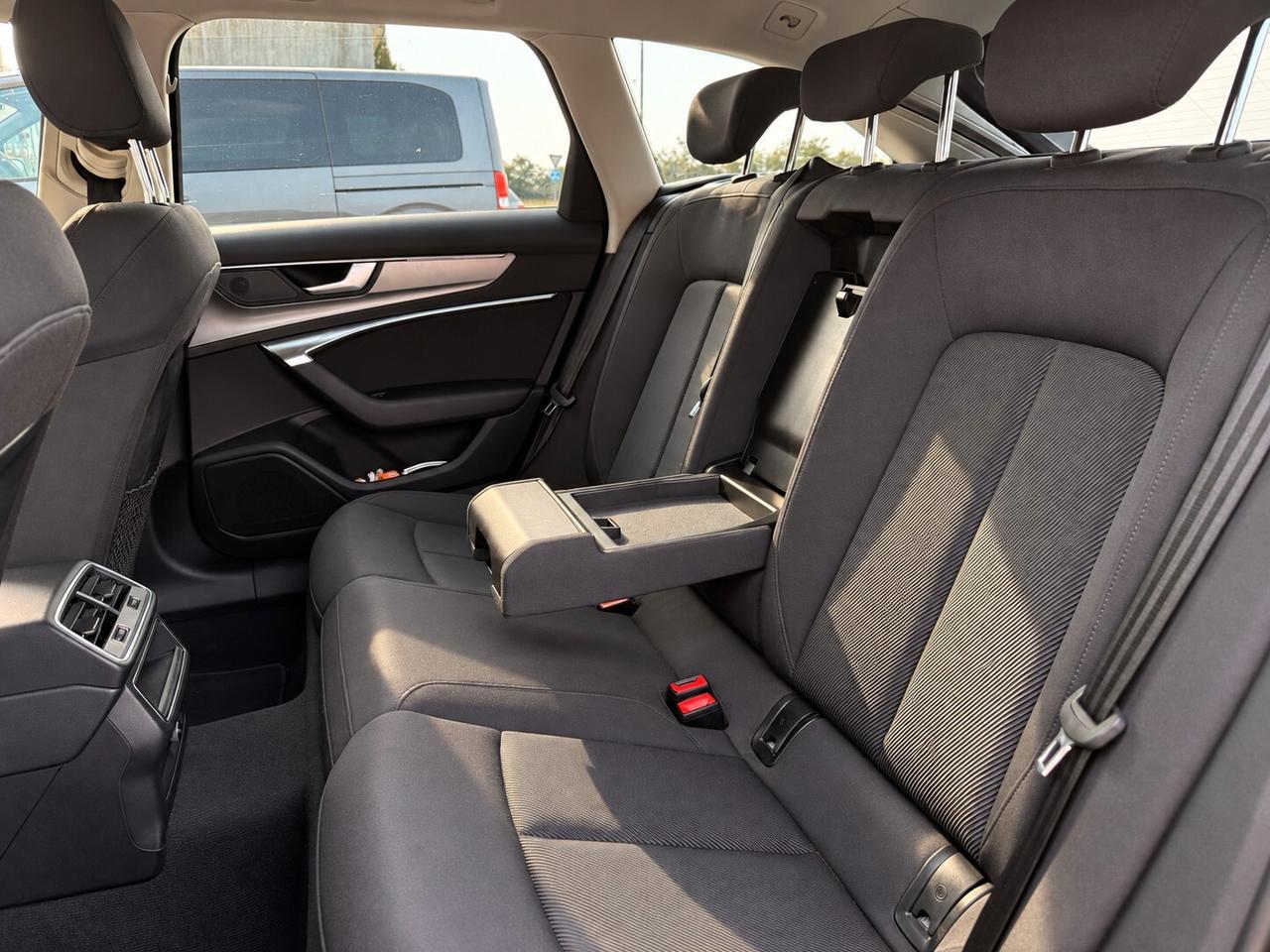 Audi A6 Avant 40 2.0 TDI S tronic Business