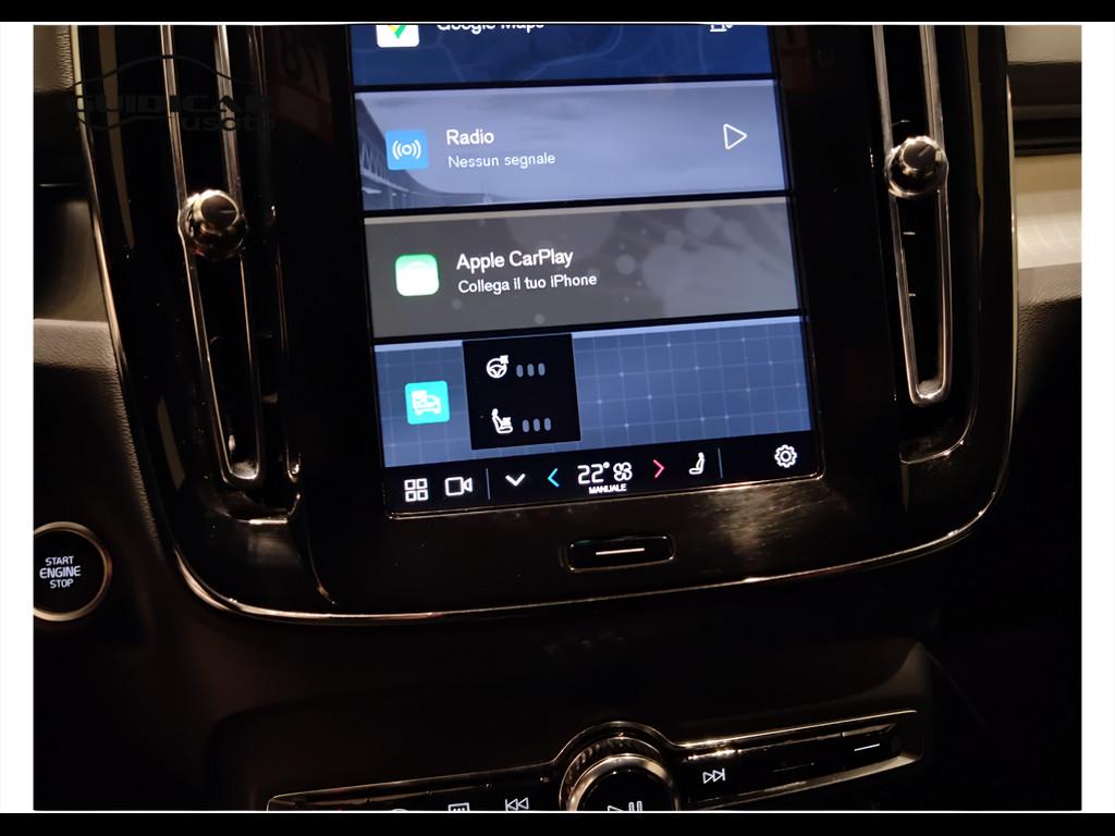 VOLVO XC40 2023 - XC40 2.0 b3 Core auto