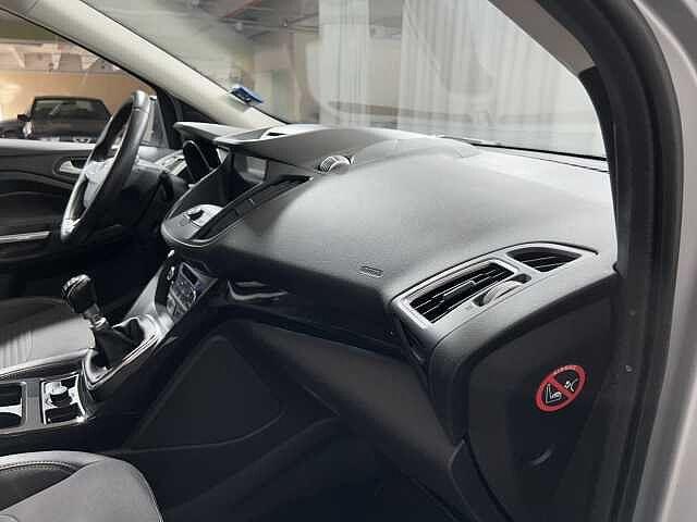 Ford Kuga 2.0 TDCI 150 CV S&S 4WD Titanium