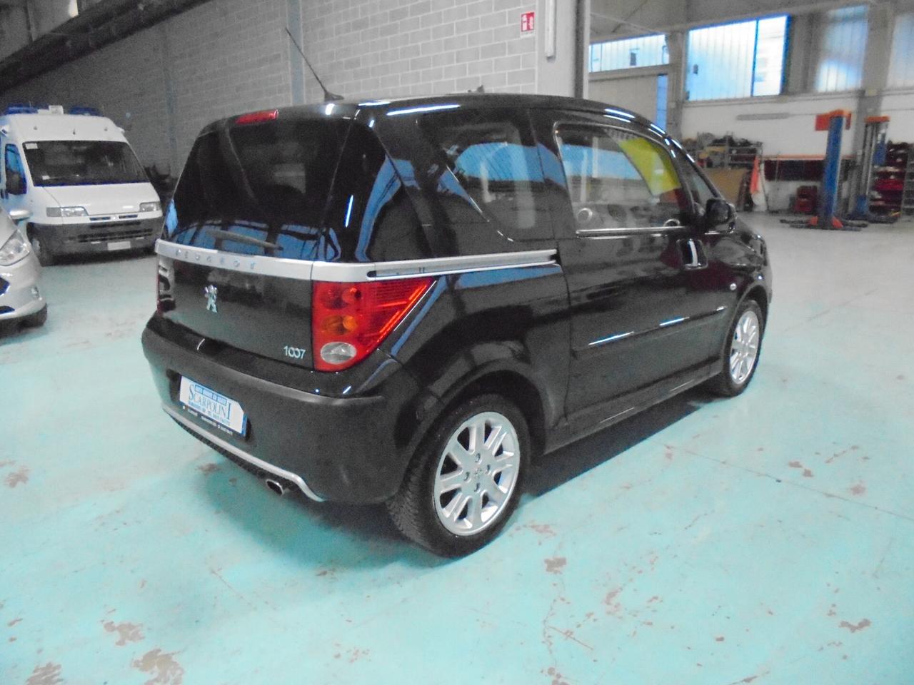 Peugeot 1007 1.4 HDi Sporty