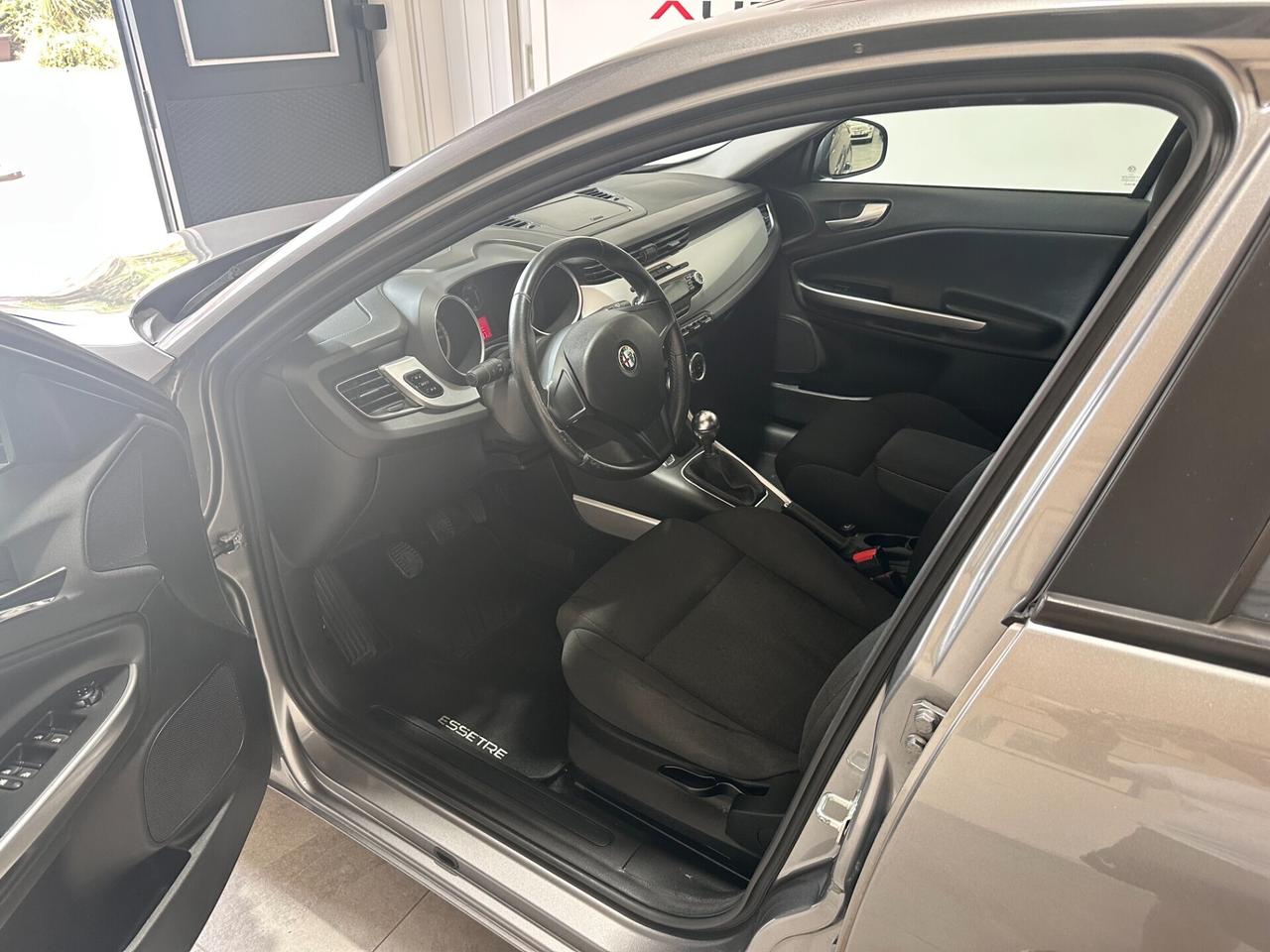 Alfa Romeo Giulietta 1.6 JTDm-2 105 CV Distinctive