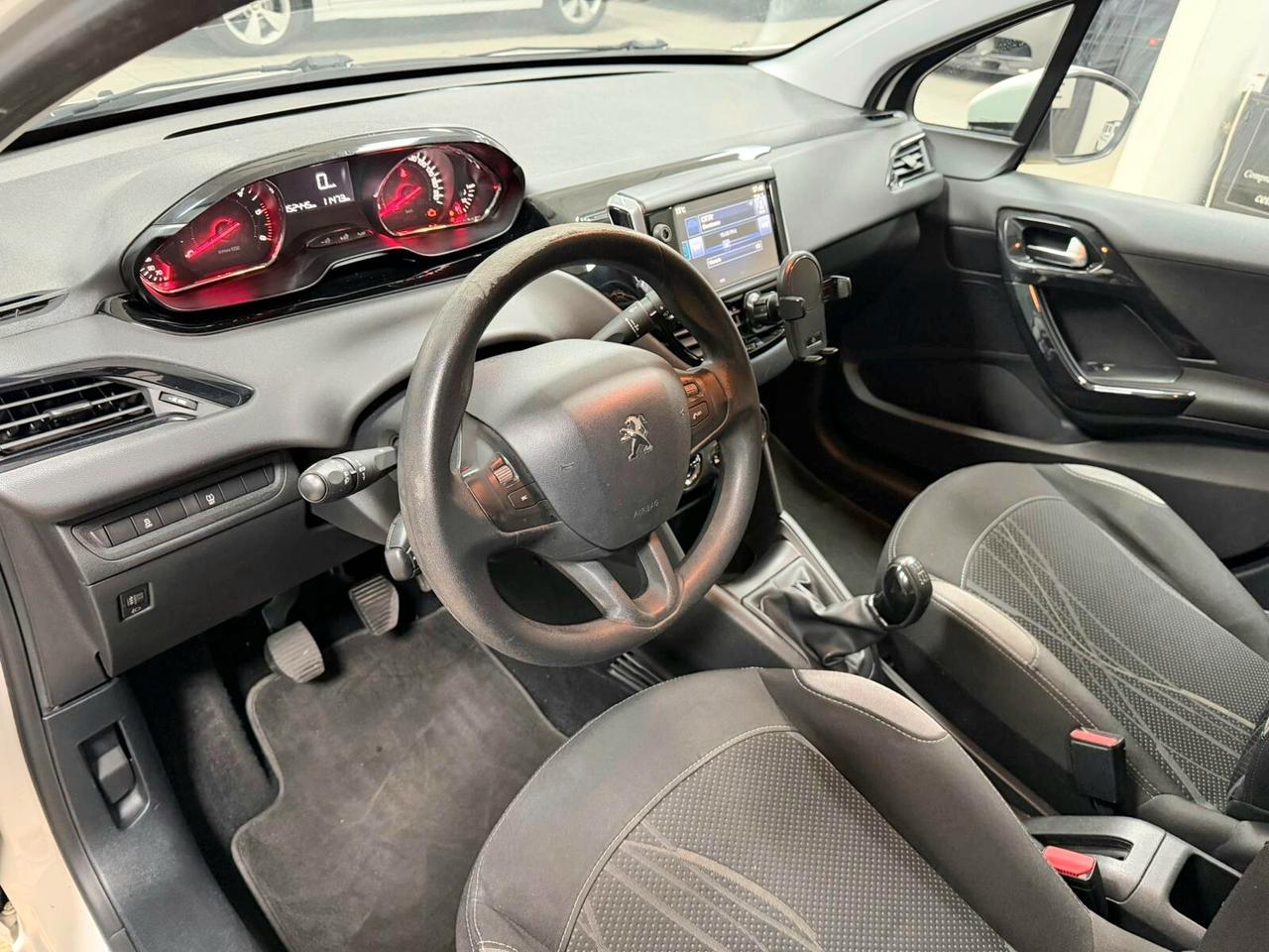 PEUGEOT 208 1.4 HDi 68 CV 5p. ACTIVE