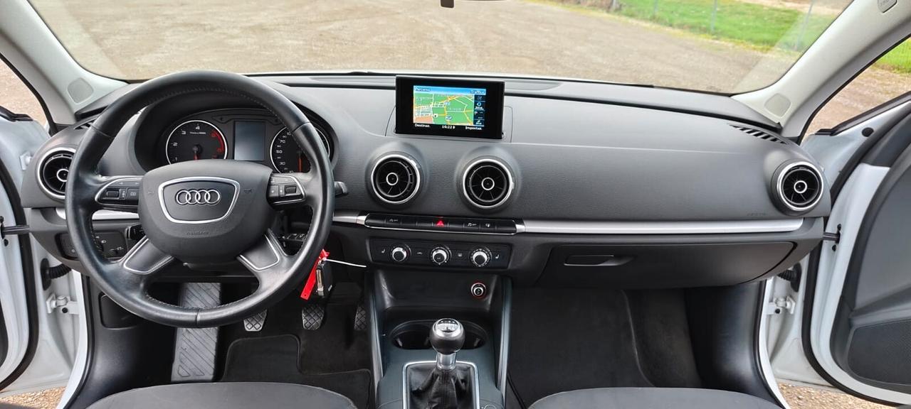 Audi A3 1.6 TDI clean diesel Attraction