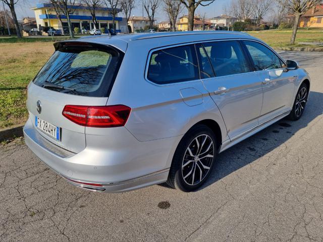 VOLKSWAGEN Passat Variant 2.0 TDI DSG Executive BlueMotion Tech.
