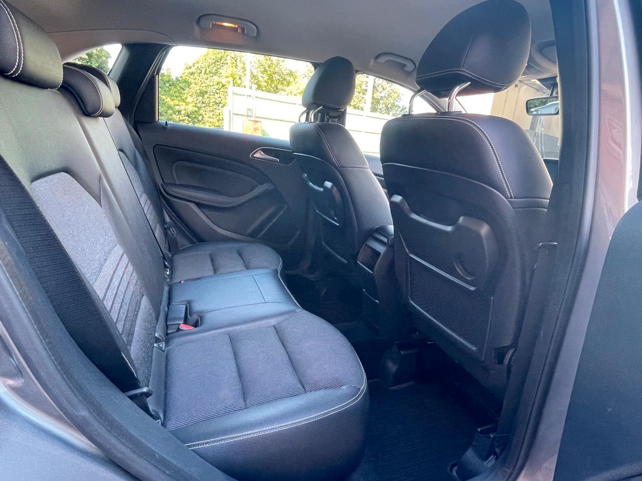 Mercedes-Benz B 180 PREMIUM – UNICO PROPRIETARIO – 139.000 KM