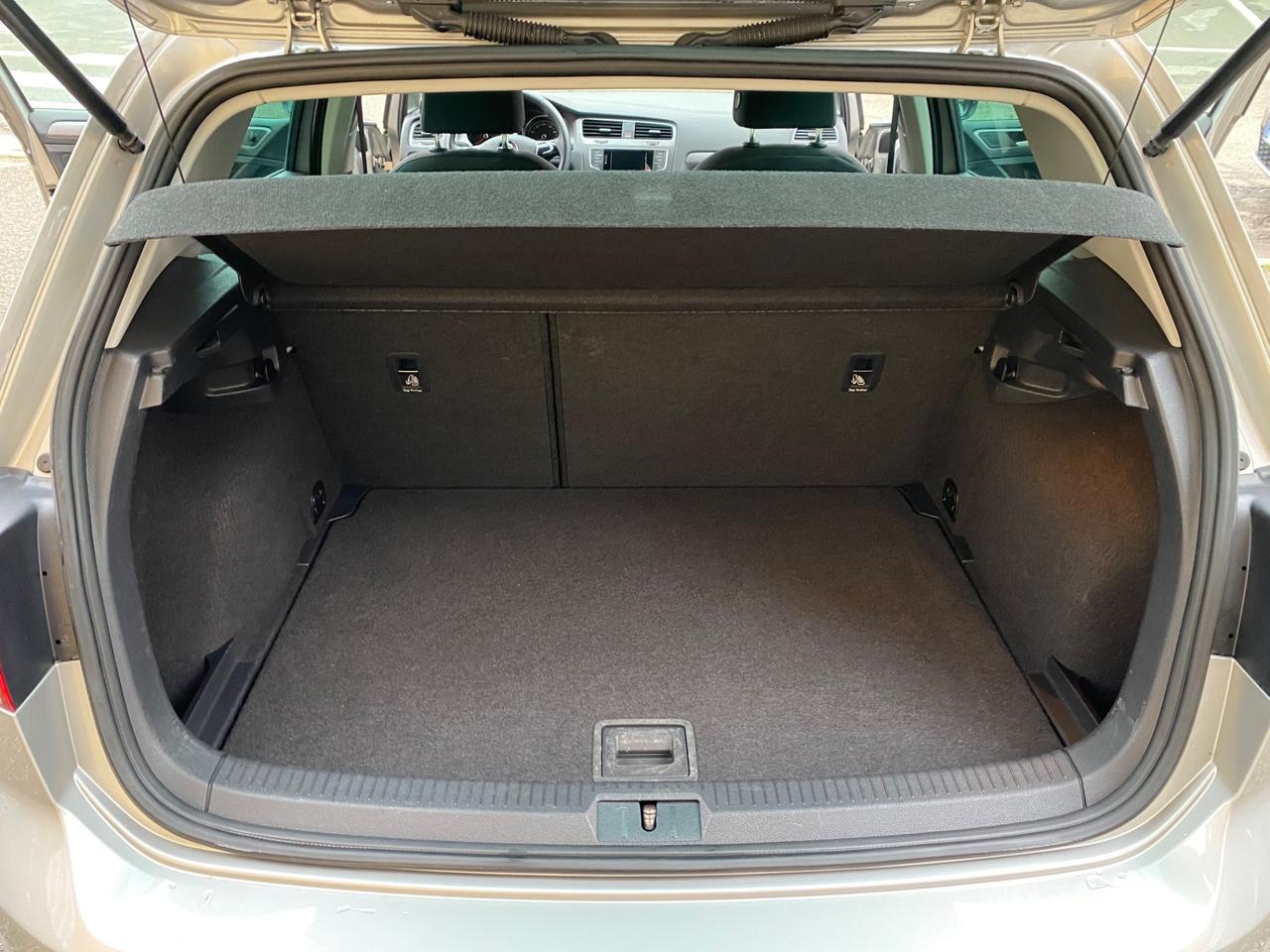 Volkswagen Golf 1.2 TSI 86 cv. 5 pt. COMFORTLINE NEOPATRNTATI!!!