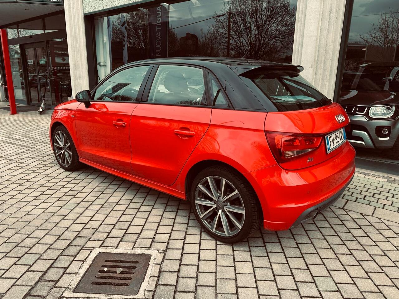 Audi A1 1.6 TDI S line edition plus