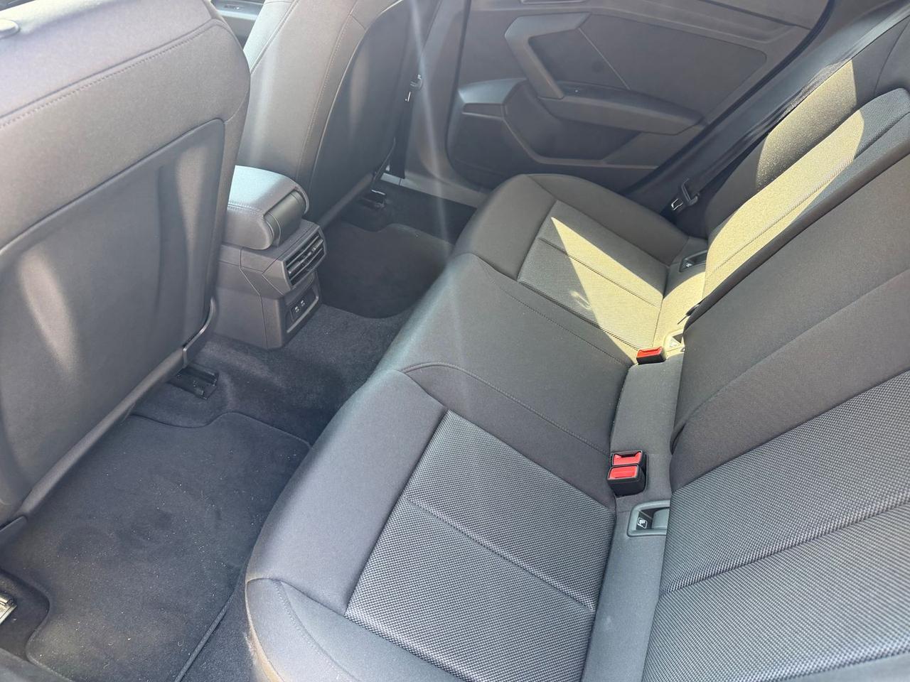Audi A3 1.5 35 TFSI Business #10780