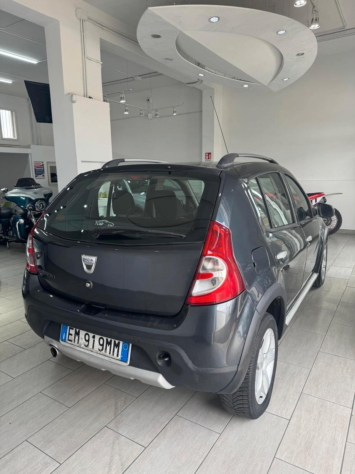 Dacia Sandero Stepway 1.6 8V GPL 85CV