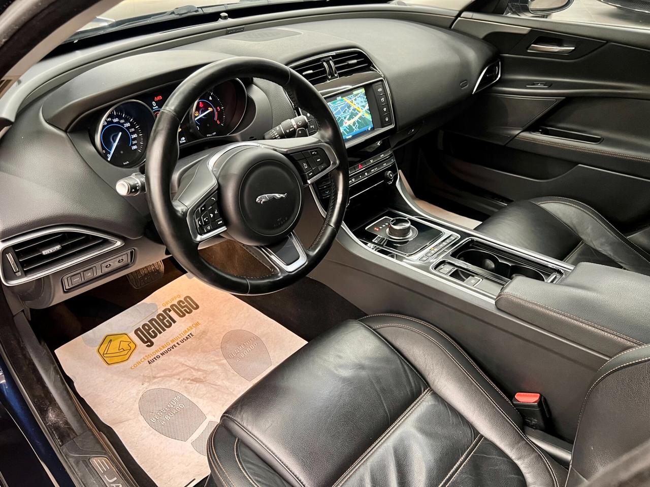 Jaguar XE 2.0 D 180 CV aut. Portfolio