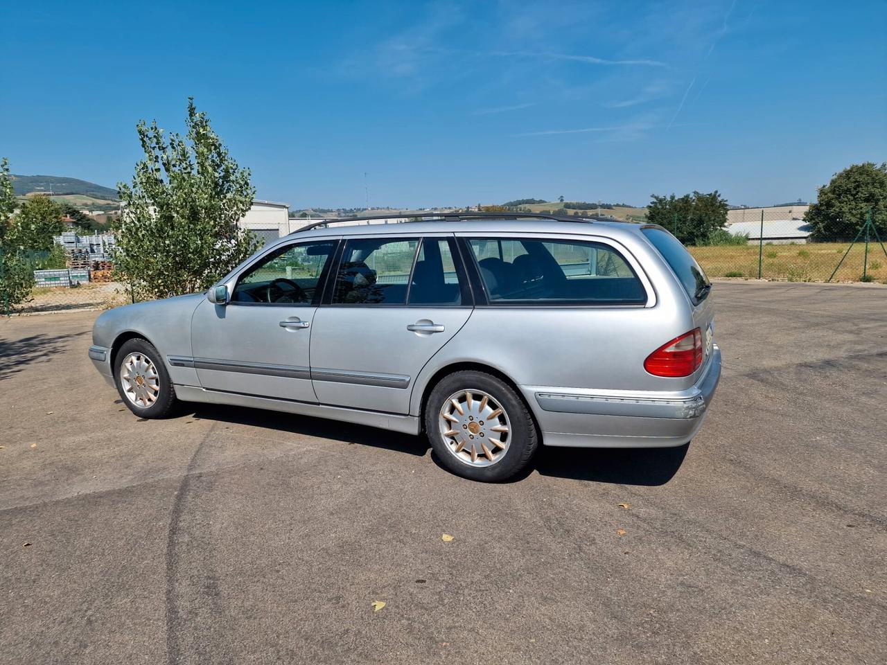 MERCEDES CLASSE E 200 KOMPRESSOR SW - 2000