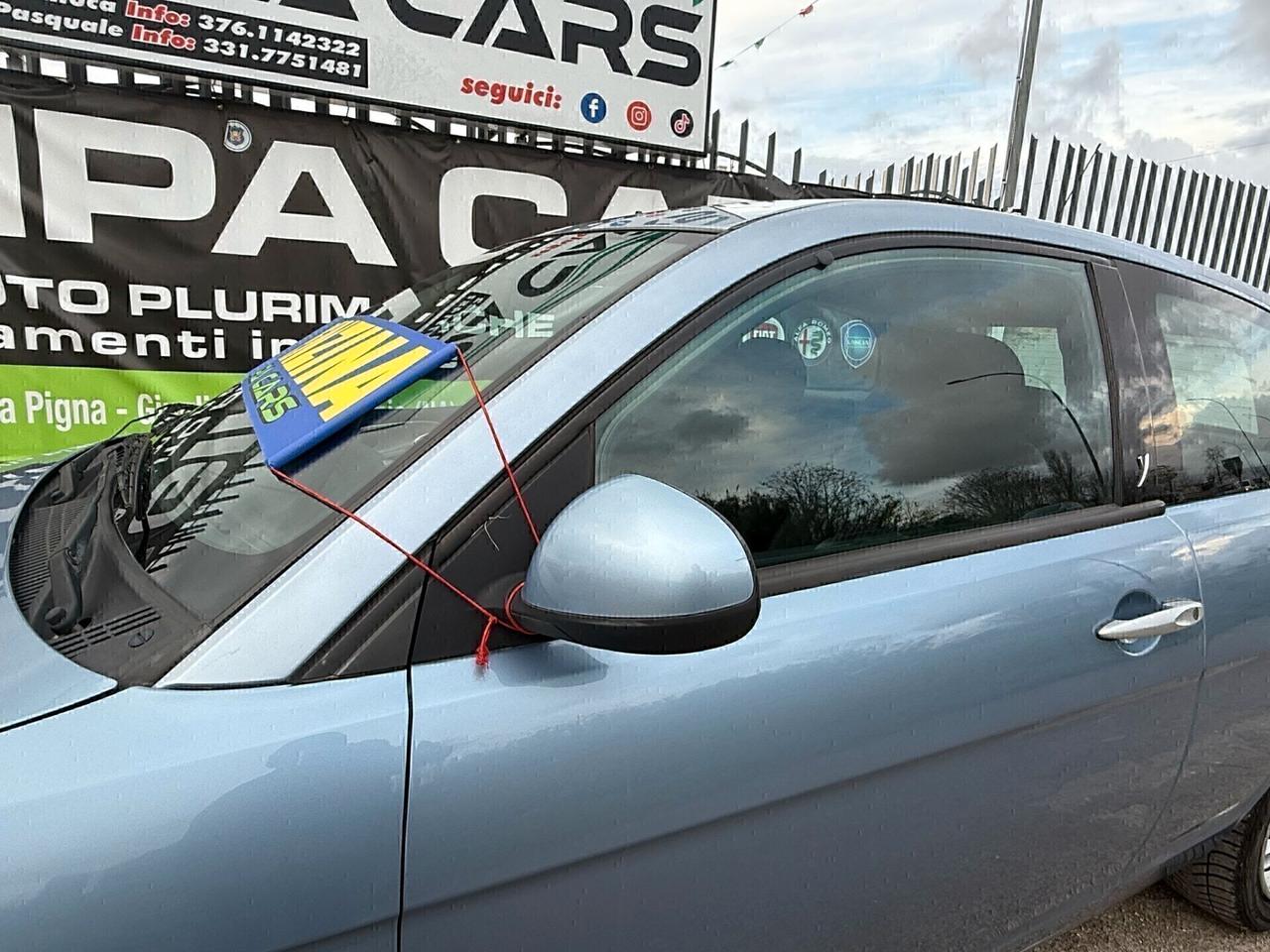 Lancia Ypsilon 1.2 Versus