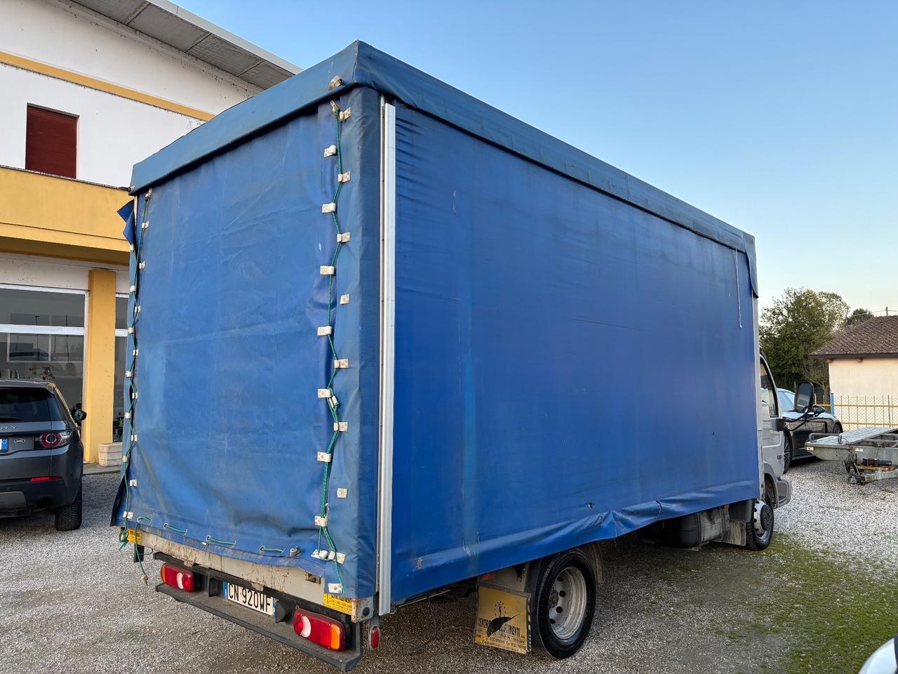 Nissan Cabstar 28.10 3.0 Tdi PC Cabinato L