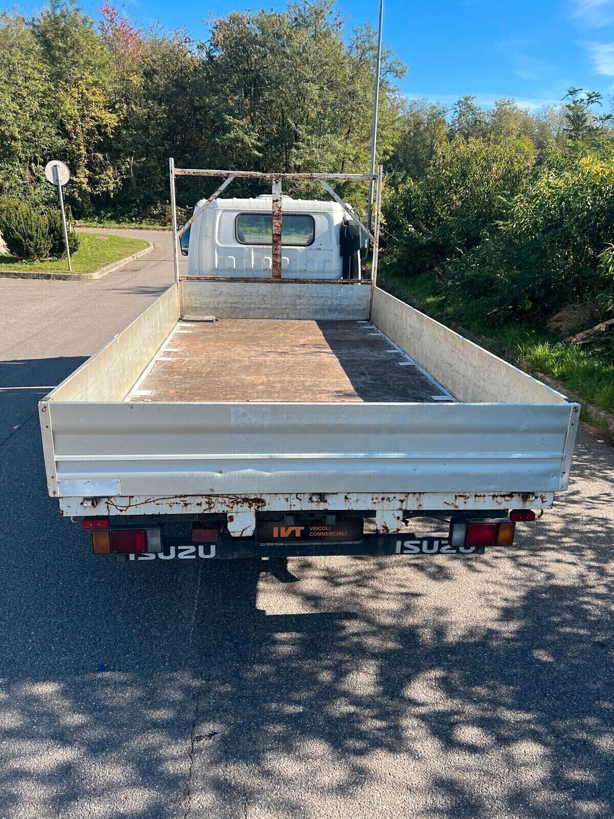 Isuzu NPR Fisso 2010