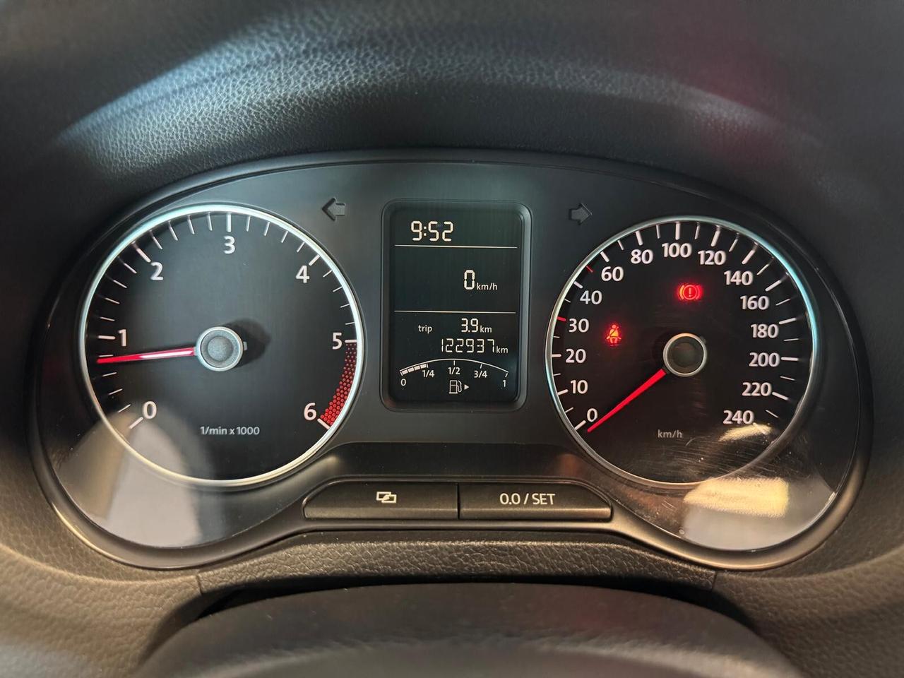 Volkswagen Polo 1.6 TDI 90CV 5P Comfortline 2011