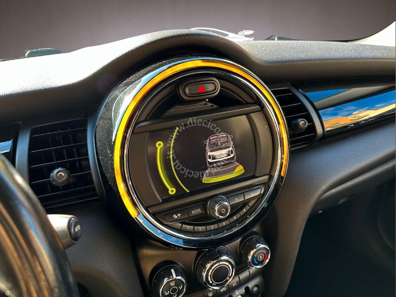 Mini 1.5 Cooper D CABRIO AUTOMATICA UNIPRO