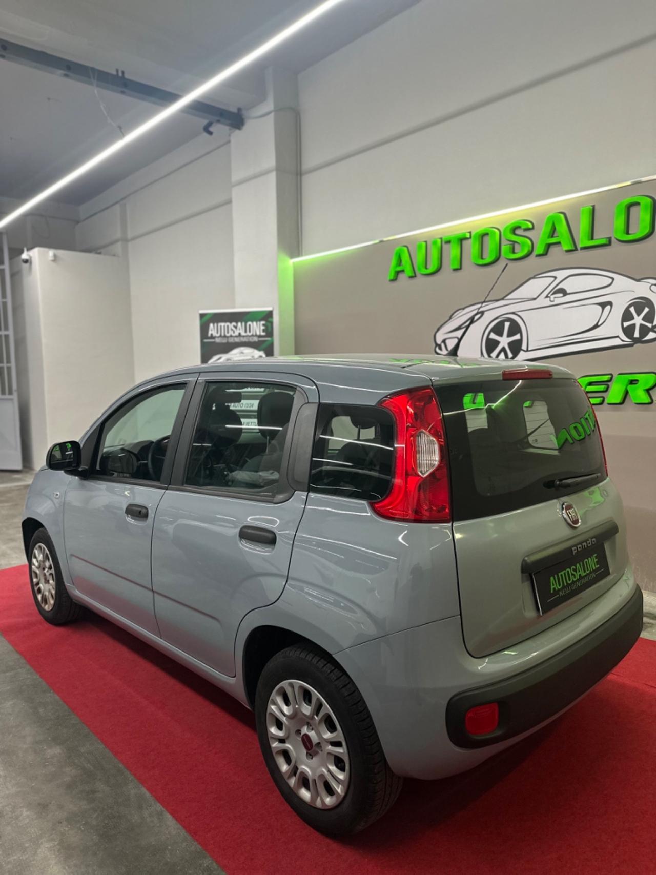 Fiat Panda 1.2 Connected by Wind