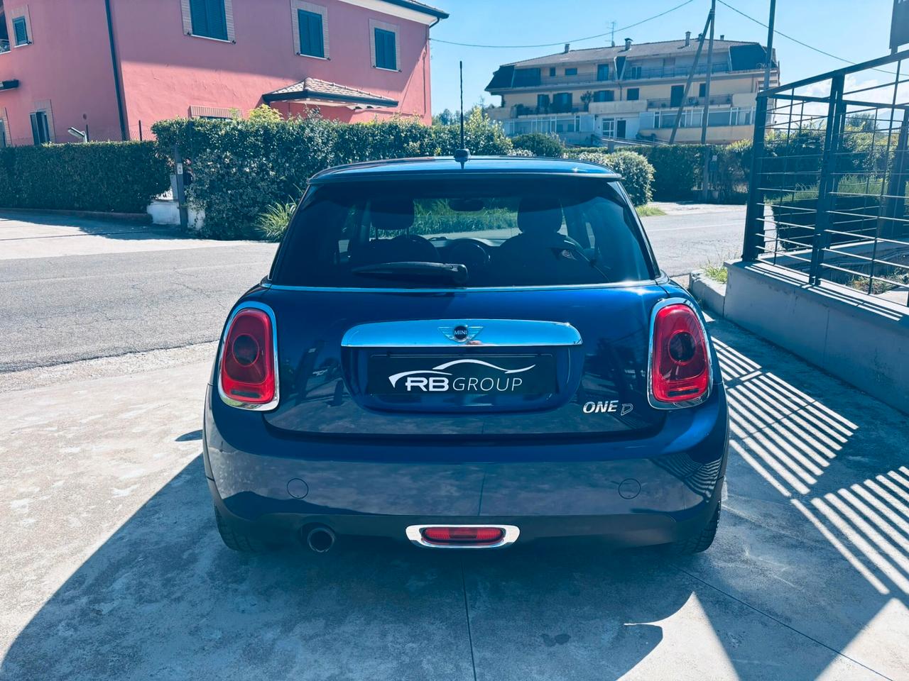 Mini 1.5 One D Business XL
