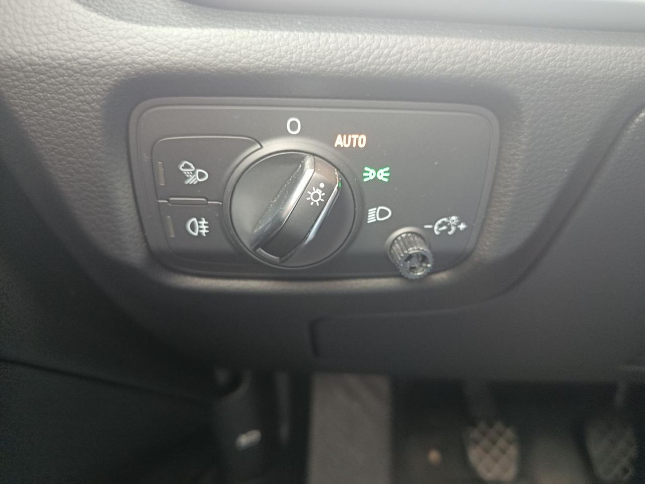 Audi A3 Business 1.6 30 TDI #10427