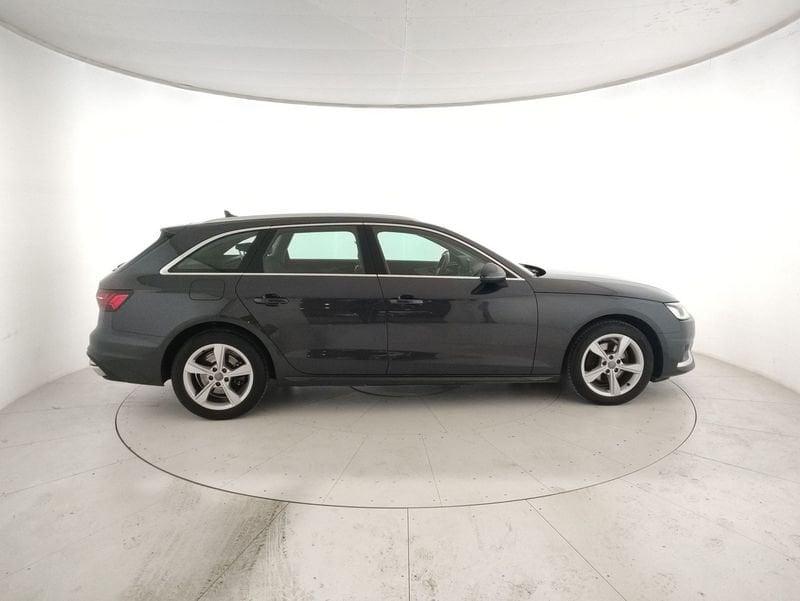 Audi A4 Avant 35 2.0 tdi mhev Business Advanced 163cv s-tronic