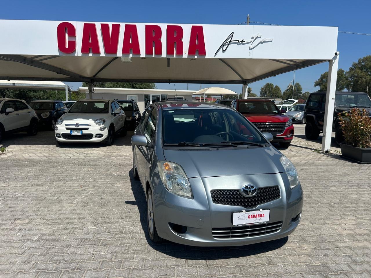Toyota Yaris Verso 1.3i 16V cat Sol '03
